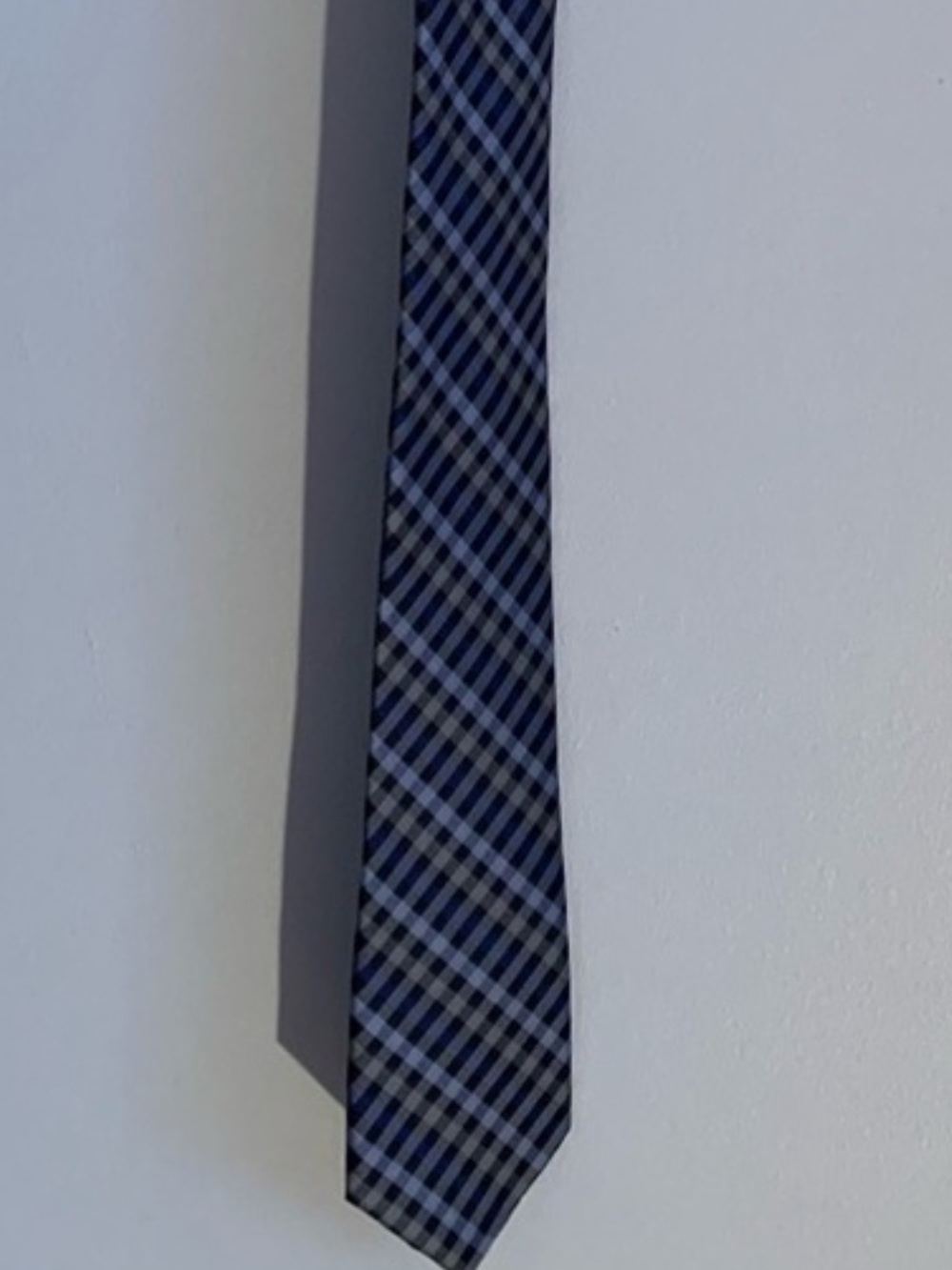 Tommy Hilfiger , Men's Blue Plaid 100% silk slim Tie